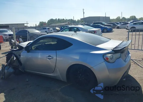2013 Scion Fr-S из США, поврежденный, VIN JF1ZNAA12D2715965
